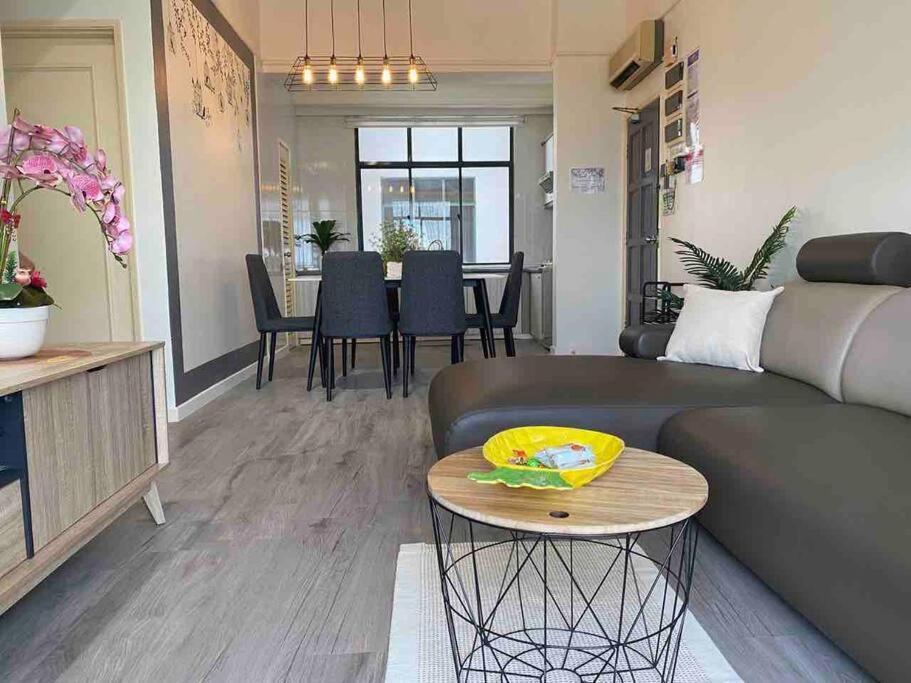2 Bedroom Apartment Next To Historical Spots ملقا المظهر الخارجي الصورة
