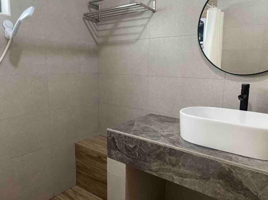 2 Bedroom Apartment Next To Historical Spots ملقا المظهر الخارجي الصورة